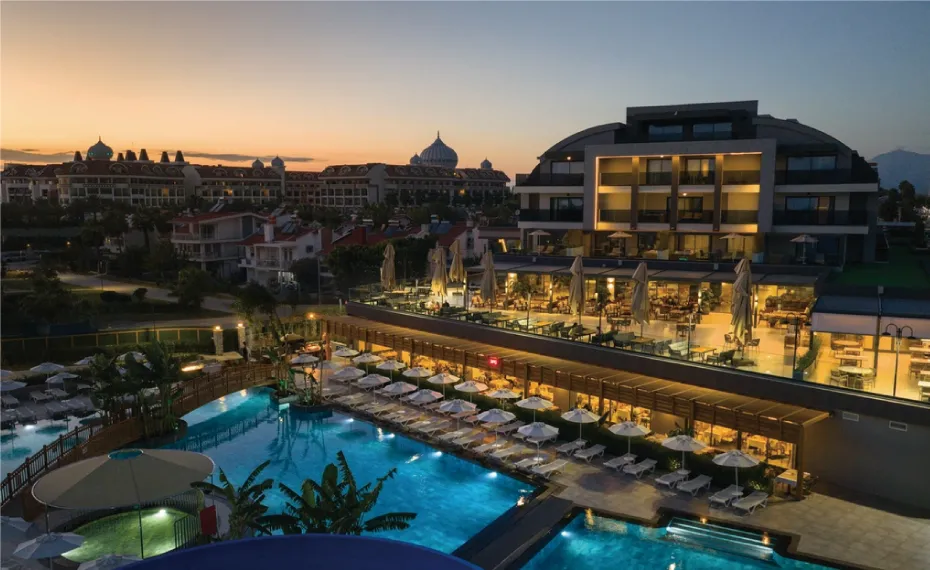 Luna Vista Hotel